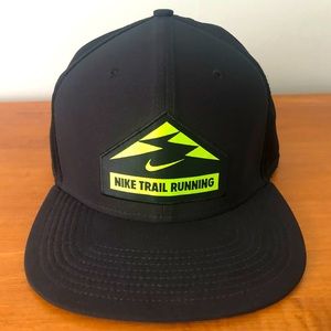 NEW Nike Trail Running Hat